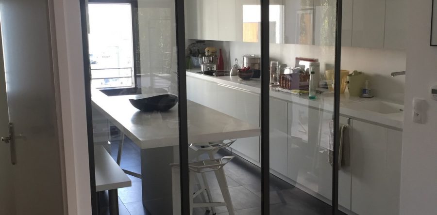 Verrière du sol au plafond